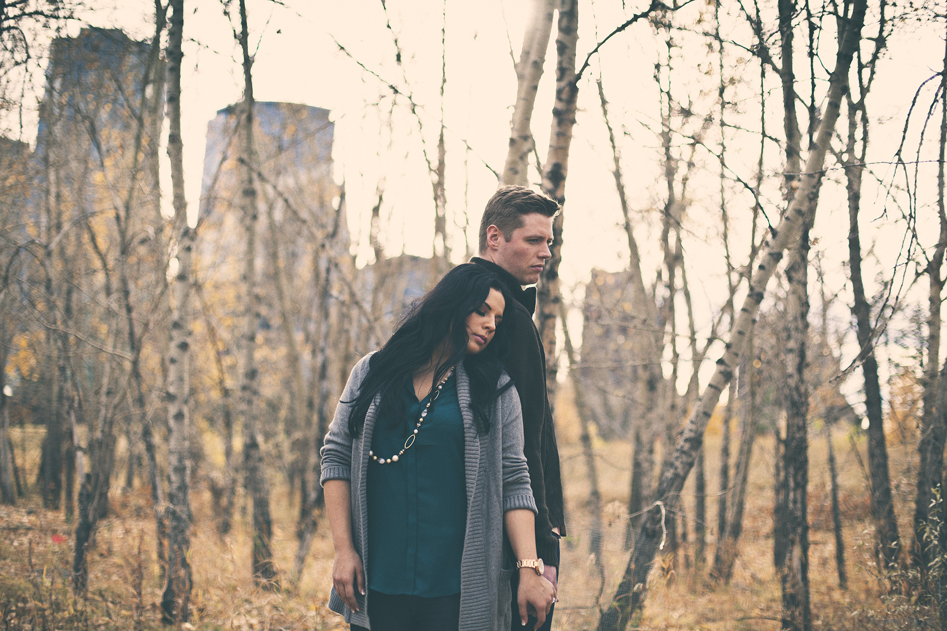 Calgary_fall_engagement_photography_session_04